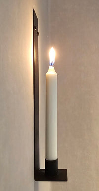 Seinäkattoteline kynttilöille