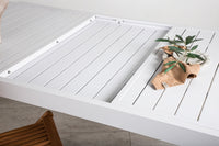 Marbella ruokapöytä