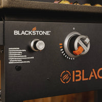Blackstone Original 28-tuumainen parilalevy kannella