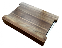 Leikkuulauta kulhoilla