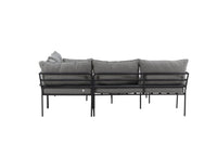 PENH kulmasohvaryhmä sohvapöydällä