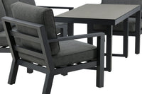 Barcelona-sohvasetti sohvapöydällä