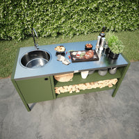 UMAMI moduuli 3 ulkokeittiö pesualtaalla