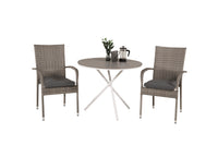 Ruokaryhmä Parma Anna-tuoleilla