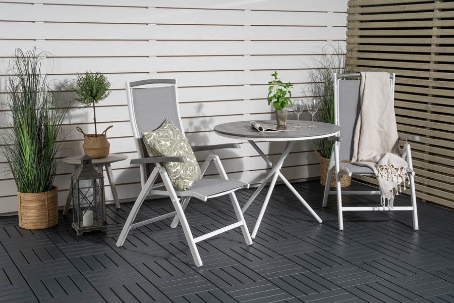 Ruokaryhmä Parma Albany-tuoleilla