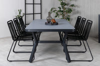 Ruokaryhmä Virya tuoleilla Lindos