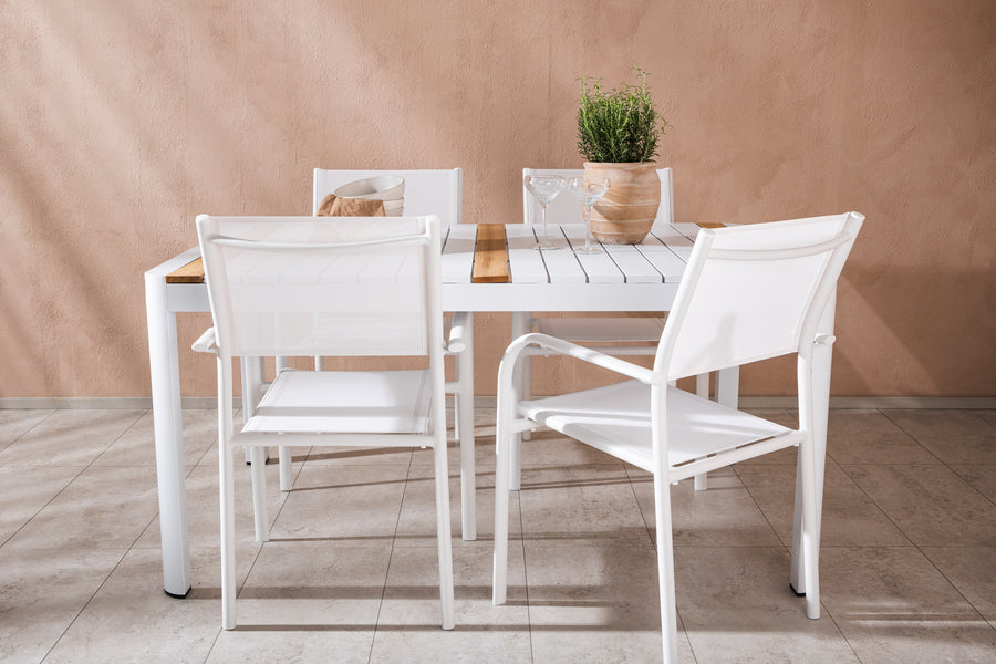 Ruokapöytä Togo ja tuolit Santorini 