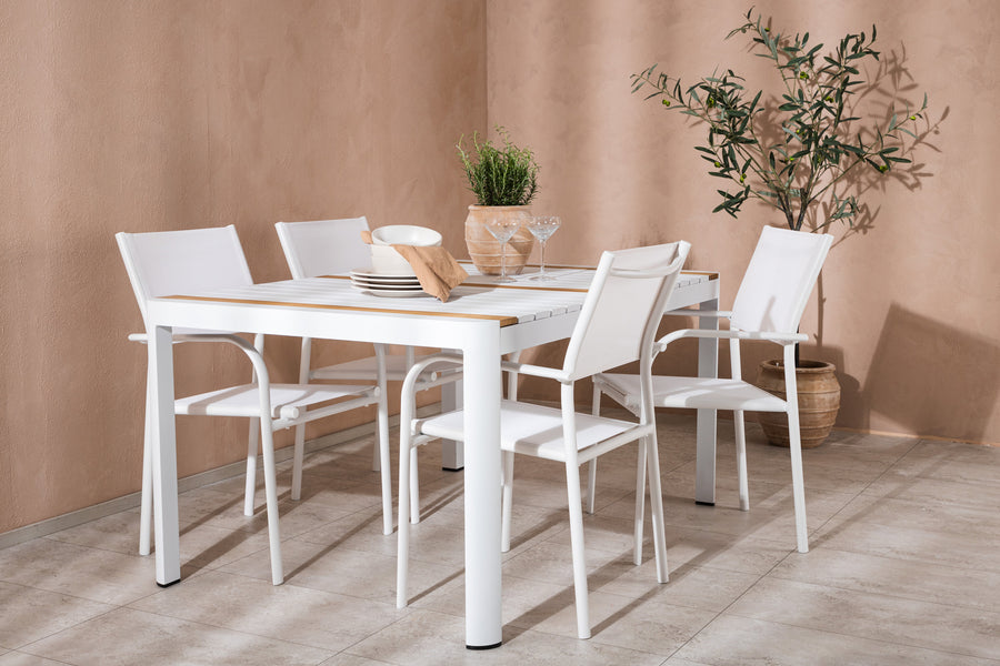 Ruokapöytä Togo ja tuolit Santorini 
