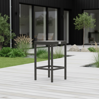 Umami-moduuli 2 baaripöydällä ja 2 baarituolilla, musta/ruostumaton.