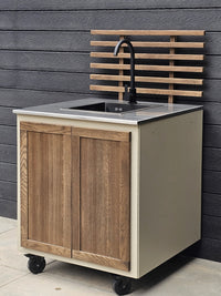 Gastro ulkokeittiön allasmoduuli ritiläselkänojalla